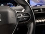Peugeot 3008 1.2 PureTech Sport (APPLE CARPLAY, 1e EIGENAAR, LEDER, 360 CAMERA, TREKHAAK, SPORTSTOELEN, KEYLESS, GETINT GLAS, NIEUWE APK, NIEUWSTAAT)