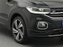Volkswagen T-Cross R-line 1.0 TSI 115 PK DSG Automaat | LED | Camera | Navigatie | Stoelverwarming | Blindspot | Climate contr. | Adaptieve Cuisecontrol |