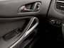 Opel Zafira Tourer 1.4 Sport 7 Persoons (AIRCO, GETINT GLAS, TREKHAAK, SPORTSTOELEN, LM VELGEN, PARKEERSENSOREN, CRUISE, NIEUWE APK, NIEUWSTAAT)