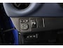 Toyota Yaris 1.5 Hybrid BI-Tone | Stoelverwarming | Cruise Control | Led Verlichting | All season banden |