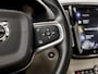 Volvo XC40 1.5 T5 Twin Engine Inscription 252Pk Automaat (PANORAMADAK, APPLE CARPLAY, MEMORY SEATS, STOELVERWARMING, CAMERA, SPORTSTOELEN, KEYLESS, ELEK ACHTERKLEP, NIEUWSTAAT)