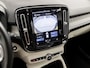 Volvo XC40 1.5 T5 Twin Engine Inscription 252Pk Automaat (PANORAMADAK, APPLE CARPLAY, MEMORY SEATS, STOELVERWARMING, CAMERA, SPORTSTOELEN, KEYLESS, ELEK ACHTERKLEP, NIEUWSTAAT)