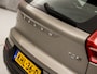 Volvo XC40 1.5 T5 Twin Engine Inscription 252Pk Automaat (PANORAMADAK, APPLE CARPLAY, MEMORY SEATS, STOELVERWARMING, CAMERA, SPORTSTOELEN, KEYLESS, ELEK ACHTERKLEP, NIEUWSTAAT)