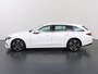 Mercedes-Benz E-klasse Estate 300 e Luxury Line | Achteruitrijcamera | Winter Pakket | 19" lichtmetalen velgen | Apple Carplay |