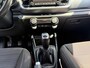 Kia Stonic 1.0 T-GDi MHEV DynamicPlusLine | Cruise Control | Climate Control | Navigatie | Camera | LM Velgen | Parkeersensoren |