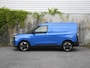 Ford Transit Courier E-Transit Limited 46kWh 136pk Automaat TREKHAAK | CAMERA | DODE HOEK | NAVI | DAB | ADAPT. CC | 17''LM