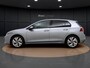 Volkswagen Golf 1.5 TSI Oranje Edition | Camera | ACC | LED | Spiegelpakket | Getint Glas | Carplay | 17'' |