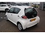 Toyota Aygo 5-DEURS AIRCO LAGE-KMSTAND!