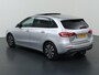 Mercedes-Benz B-klasse 180 Business Solution Luxury | Panoramadak | Sfeerverlichting | Widescreen | Getint glas | Stoelverwarming |