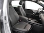 Mercedes-Benz B-klasse 180 Business Solution Luxury | Panoramadak | Sfeerverlichting | Widescreen | Getint glas | Stoelverwarming |