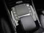 Mercedes-Benz B-klasse 180 Business Solution Luxury | Panoramadak | Sfeerverlichting | Widescreen | Getint glas | Stoelverwarming |