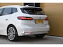 BMW 2-Serie Active Tourer 220i * Panoramadak * Sportstoel * Stoelmemory * Trekhaak *