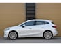 BMW 2-Serie Active Tourer 220i * Panoramadak * Sportstoel * Stoelmemory * Trekhaak *