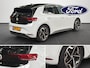 Volkswagen ID.3 Pro Edition 204pk 58kWh | Trekhaak | Stoel/Stuur verwarming | Navi | 19"LMV