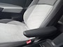 Volkswagen ID.3 Pro Edition 204pk 58kWh | Trekhaak | Stoel/Stuur verwarming | Navi | 19"LMV