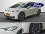 Volkswagen ID.3 Pro Edition 204pk 58kWh | Trekhaak | Stoel/Stuur verwarming | Navi | 19"LMV