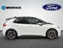 Volkswagen ID.3 Pro Edition 204pk 58kWh | Trekhaak | Stoel/Stuur verwarming | Navi | 19"LMV