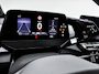 Volkswagen ID.3 Pro Edition 204pk 58kWh | Trekhaak | Stoel/Stuur verwarming | Navi | 19"LMV