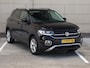 Volkswagen T-Cross 1.5 TSI Style Business R 150PK DSG | Led | Camera | Stoelverwarming | Digitaal dashboard | Cruise control