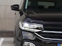 Volkswagen T-Cross 1.5 TSI Style Business R 150PK DSG | Led | Camera | Stoelverwarming | Digitaal dashboard | Cruise control