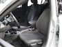 Opel Corsa-e Elegance 50kWh 136PK | 1ste eigenaar | AppleCarPlay/AndroidAuto | ACCU 93% | 3 FASE | Armsteun | Camera | Dodehoekdetectie | Keyless | Navigatie | AUTOMAAT | Parkeersensoren | Isofix |