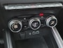 Renault Clio 1.6 E-Tech Full Hybrid 145 techno / Fabrieksgarantie tot 09-2027 / Stuur- & Stoelverwarming / All Season Banden / 360 Graden Camera / Navigatie / Cruise Control / Apple Carplay & Android Auto / Climate Control /