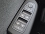 Renault Clio 1.6 E-Tech Full Hybrid 145 techno / Fabrieksgarantie tot 09-2027 / All season banden / Rondomzicht camera / Stuur- & Stoelverwarming / Navigatie / Cruise control / Apple Carplay Android Auto / Climate control / Keyless Enrty/Start /
