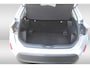 Toyota Yaris Cross 1.5 Hybrid Active Apple carplay/ android auto l All weather banden | Armsteun | Elektrisch inklapbare buitenspiegels | Climate control | Achteruitrijcamera | Verwarmbare spiegel