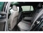 Volkswagen Golf 2.0 TSI 301 pk 4Motion R / Akraprovic/ Dynaudio/ ACC/ DCC/ Keyless/ Virtual/ Adapt.Cruise/ Pano-Dak/ Downpipe/ Camera/ 19''LMV