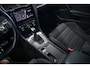 Volkswagen Golf 2.0 TSI 301 pk 4Motion R / Akraprovic/ Dynaudio/ ACC/ DCC/ Keyless/ Virtual/ Adapt.Cruise/ Pano-Dak/ Downpipe/ Camera/ 19''LMV