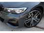 BMW 3-Serie Touring 330e M sport | Dravit Grau | Pano | 360•