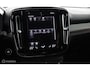 Volvo XC40 2.0 B4 R-Design "Bliss | Adaptive Cruise | Pilot Assist | Trekhaak | Stoelverwarming | Stuurwielverwarming |