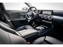 Mercedes-Benz A-klasse 250 e Plug-in Premium | SOH 96.6 % | Panoramadak | LED | 18 inch LMV | Sfeerverlichting | PDC