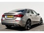 Mercedes-Benz A-klasse 250 e Plug-in Premium | SOH 96.6 % | Panoramadak | LED | 18 inch LMV | Sfeerverlichting | PDC