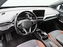 Volkswagen ID.4 First 77 kWh 204 Pk | Trekhaak | Adaptive Cruise | Stoel/Stuur Verwarming | Camera | CarPlay | 20 Inch | 104.081 Km !!