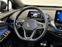 Volkswagen ID.4 Pure 52 kWh | SOH 94,7% | Climate Control | Carplay | Trekhaak | Parkeersensoren v+a