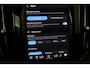 Volvo XC60 T8 PLUG-IN HYBRID AWD ULTIMATE DARK -PANO.DAK|HARMAN/KARDON|GEVENT.LEDER+MASSAGE|360°CAM|HEAD-UP DISP.|PRIVACY.GLAS|ADAP.LED|20"