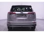Toyota RAV4 AWD Dynamic Team-Duitsland navigatie camera 1650kg trekgewicht onderhouds historie electrische achterklep stoel/stuurverwarming private-glas half lederen bekleding