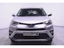 Toyota RAV4 AWD Dynamic Team-Duitsland navigatie camera 1650kg trekgewicht onderhouds historie electrische achterklep stoel/stuurverwarming private-glas half lederen bekleding