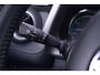 Toyota RAV4 AWD Dynamic Team-Duitsland navigatie camera 1650kg trekgewicht onderhouds historie electrische achterklep stoel/stuurverwarming private-glas half lederen bekleding