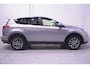 Toyota RAV4 AWD Dynamic Team-Duitsland navigatie camera 1650kg trekgewicht onderhouds historie electrische achterklep stoel/stuurverwarming private-glas half lederen bekleding