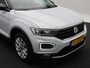 Volkswagen T-Roc 1.5 TSi Sport 150 Pk | Trekhaak | Adaptive Cruise | Camera | CarPlay | Panorama dak | 17 Inch | 159.197 Km !!