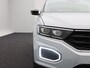 Volkswagen T-Roc 1.5 TSi Sport 150 Pk | Trekhaak | Adaptive Cruise | Camera | CarPlay | Panorama dak | 17 Inch | 159.197 Km !!