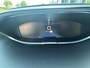 Peugeot 3008 1.2 PureTech 130PK EAT8 Active Automaat Navigatie origineel, Apple Carplay/Android Auto, Parkeerhulp voor en achter achter en lichtmetalen velgen