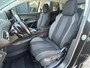 Peugeot 3008 1.2 PureTech 130PK EAT8 Active Automaat Navigatie origineel, Apple Carplay/Android Auto, Parkeerhulp voor en achter achter en lichtmetalen velgen