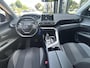 Peugeot 3008 1.2 PureTech 130PK EAT8 Active Automaat Navigatie origineel, Apple Carplay/Android Auto, Parkeerhulp voor en achter achter en lichtmetalen velgen