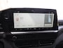 Volkswagen e-Transporter Caravelle 32 L1H1 Life 64 kWh | 9 persoons | Navigatie | Cruise control | ECC | Camera | App connect | Stoelverwarming | LED | PDC | 17" LM velgen | Life pakket | DAB+ |