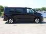 Volkswagen e-Transporter Caravelle 32 L1H1 Life 64 kWh | 9 persoons | Navigatie | Cruise control | ECC | Camera | App connect | Stoelverwarming | LED | PDC | 17" LM velgen | Life pakket | DAB+ |