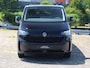 Volkswagen e-Transporter Caravelle 32 L1H1 Life 64 kWh | 9 persoons | Navigatie | Cruise control | ECC | Camera | App connect | Stoelverwarming | LED | PDC | 17" LM velgen | Life pakket | DAB+ |