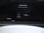 Volkswagen e-Transporter Caravelle 32 L1H1 Life 64 kWh | 9 persoons | Navigatie | Cruise control | ECC | Camera | App connect | Stoelverwarming | LED | PDC | 17" LM velgen | Life pakket | DAB+ |